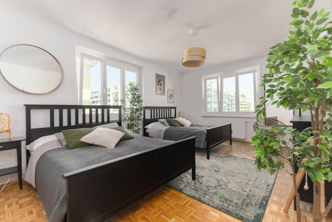 King Bed Home, 3 Bed Rooms, Perfect For Long Term Stay Vienna Exterior photo